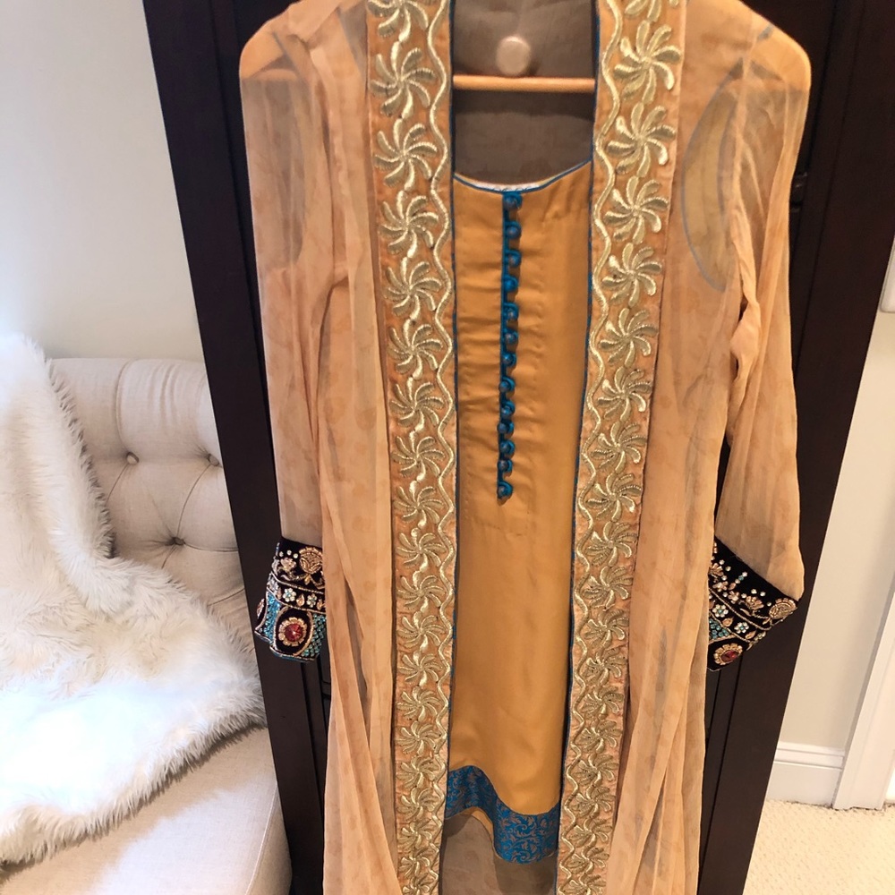 Shalwar Kameez Indian Pakistani